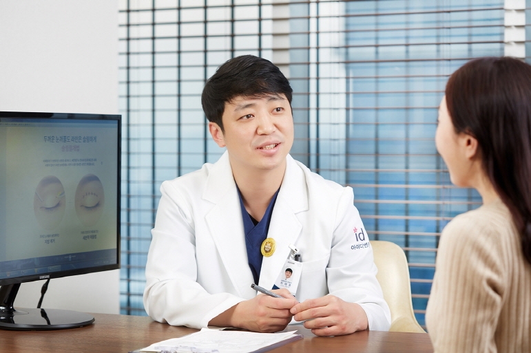 (사진=아이디병원 최재호 원장)