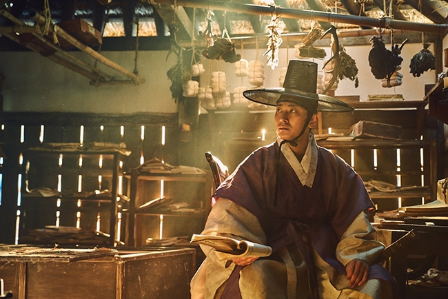 ‘킹덤’ 25일 공개…미공개 스틸도 공개