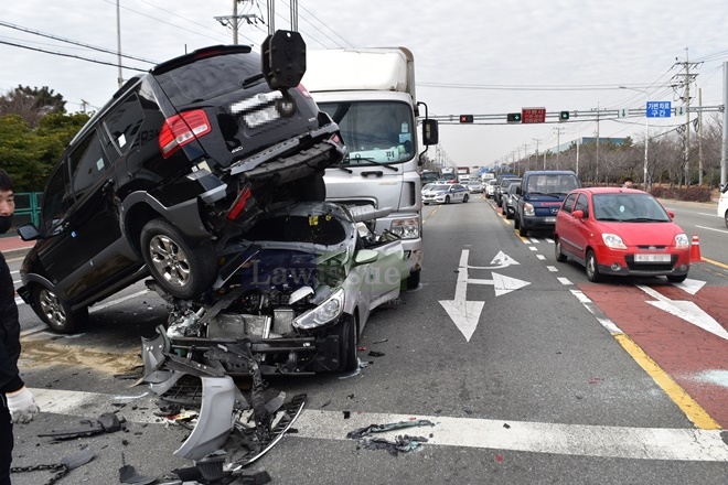 연쇄추돌사고.(사진제공=부산지방경찰청)