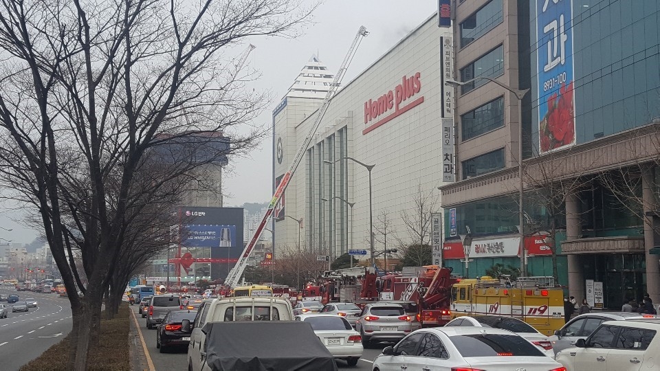 부산 가야 홈플러스.(사진제공=부산경찰청))