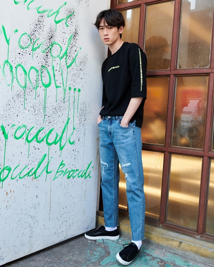 FRJ, 2019 S/S 크롭테이퍼드 핏 리오더 돌입