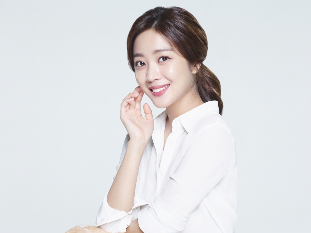 AHC, 새로운 브랜드 뮤즈로 조보아 발탁