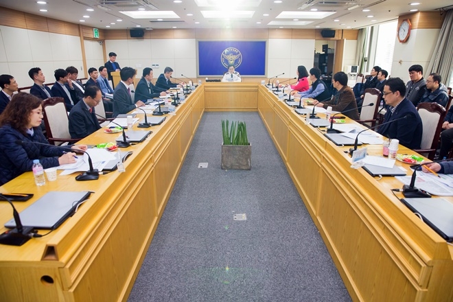 안전속도 5030컨설팅을 진행하고 있다.(사진제공=부산경찰청)