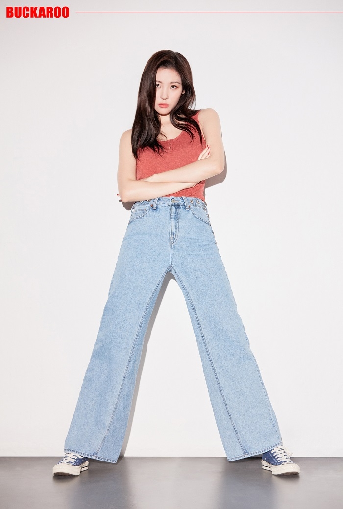 버커루 ‘와이드벅’ 데님 출시