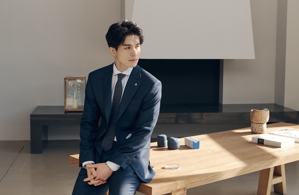 웰메이드, 젠틀맨의 봄 수트 제안