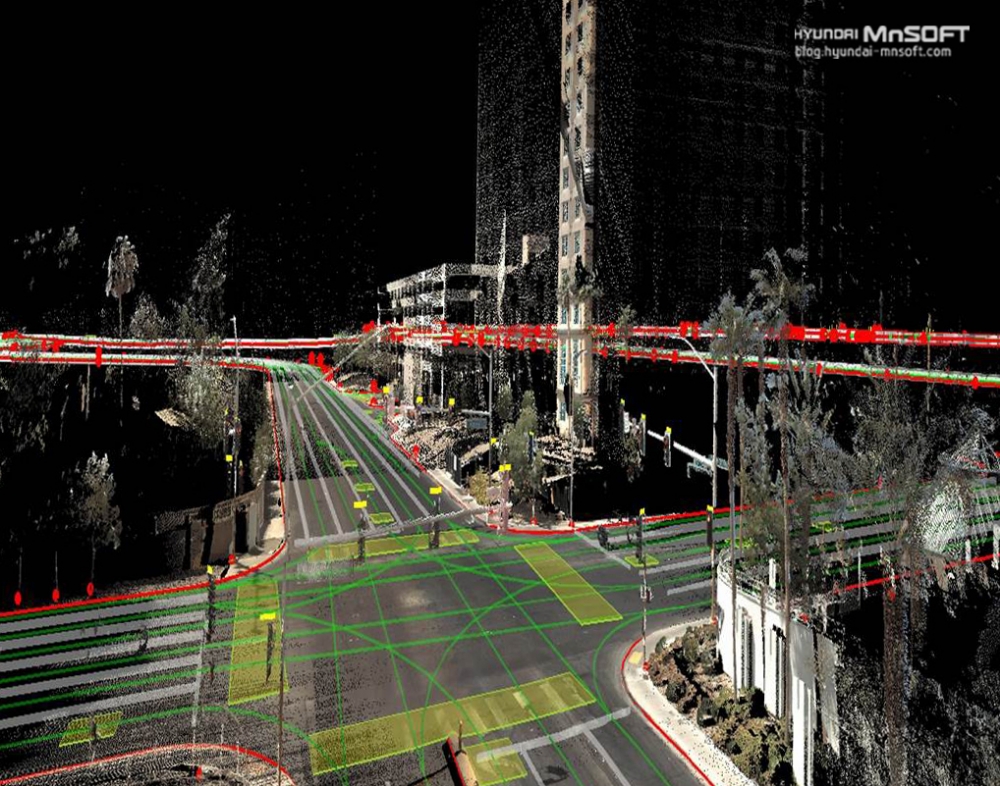 현대엠엔소프트는 ‘MMS(Mobile Mapping System)’로 수집한 도로 데이터로부터 차선, 신호등, 표지판 등의 각종 정보를 추출하여 정밀지도를 제작한다.(사진=현대엠엔소프트)