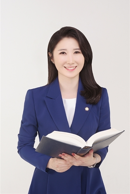 대전이혼전문변호사, “친권, 양육권 분쟁 소송에서 승소하려면?”