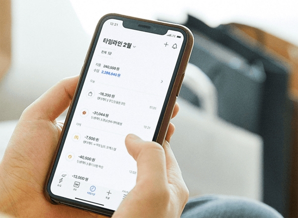 ‘위즈위드 브랜드위크’의 시작을 묻는 질문에 궁금증만 커진다 / 출처 website화면