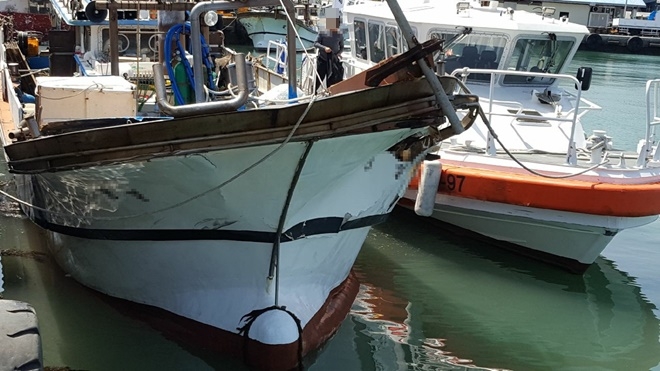 출동한 어선.(사진제공=울산해양경찰서)