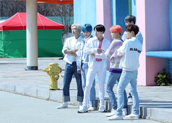 방탄소년단이 빌보드에서 제대로 이름을 알리고 있다 / 출처 소속사페이스북캡쳐