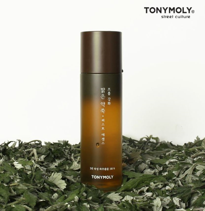 프롬 강화 맑은 약쑥 퍼스트 에센스.(사진=토니모리)