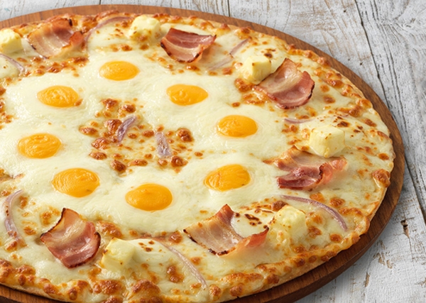 ‘피자헛 폭폭치즈’가 배고픔을 유발하고 있다 / 출처 website화면