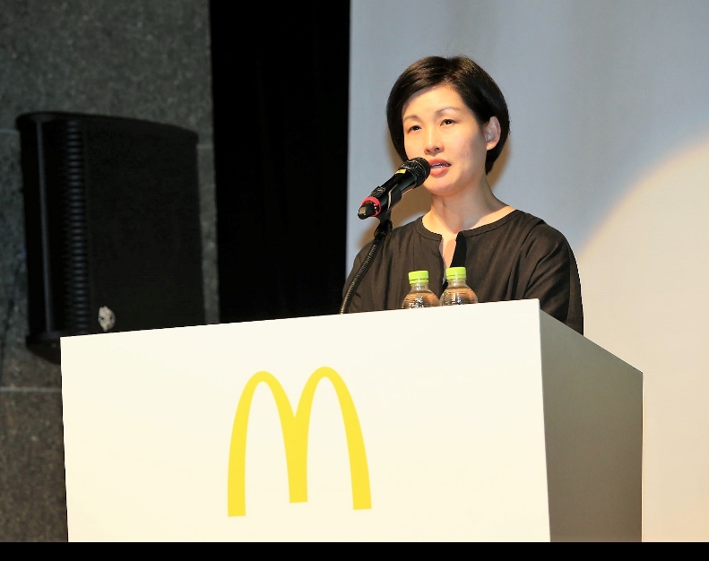 맥도날드 조주연 사장이 푸드 세이프티 타운홀 미팅에서 식품안전을 위한 맥도날드의 노력을 발표하고 있다. (사진=맥도날드)