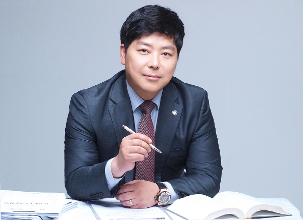 공중밀집장소추행 누명을 썼다면? 성범죄전문변호사가 필요