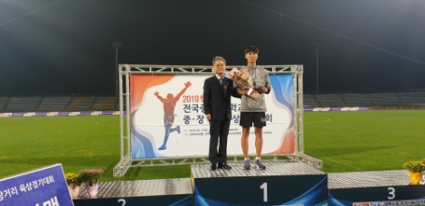 한전이 '2019 한국전력배 전국 중고등학교 중장거리 육상경기대회'를 성황리에 마쳤다. 사진=한전