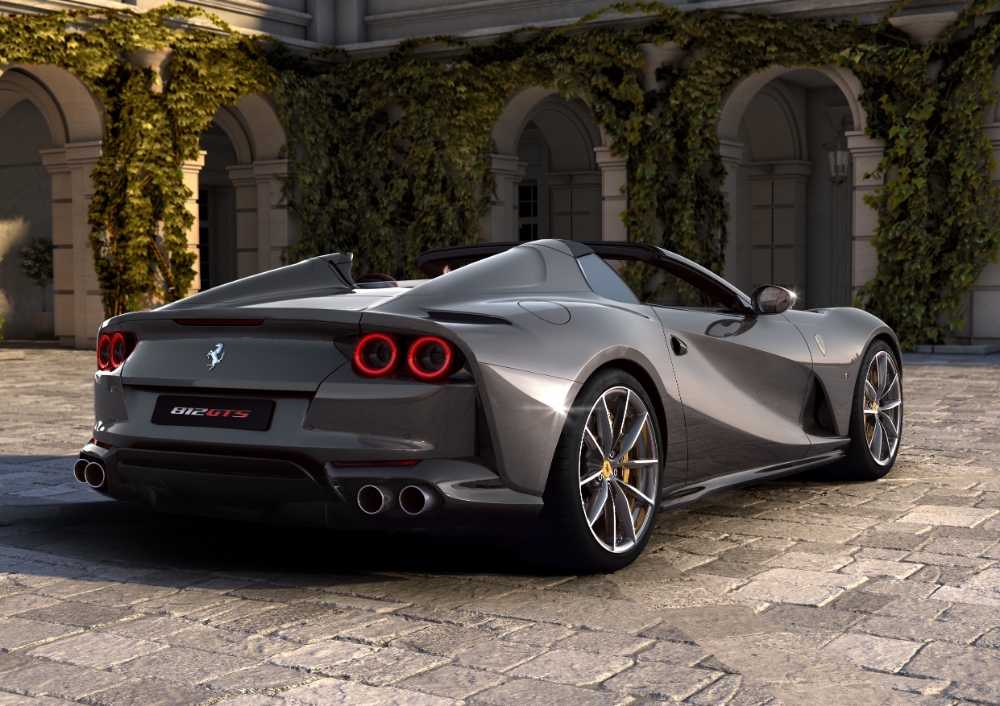페라리 ‘812 GTS’, 12기통 800마력 초강력 스파이더