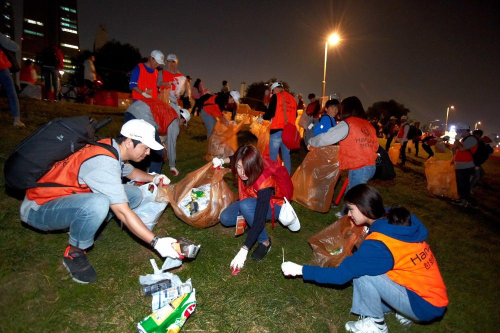 한화, 불꽃축제 성공적 개최 위한 '클린캠페인' 펼쳐