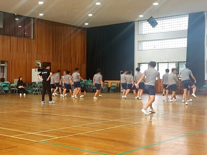체력증진교실에 참여하고 있는 학생들.(사진제공=서울소년원)