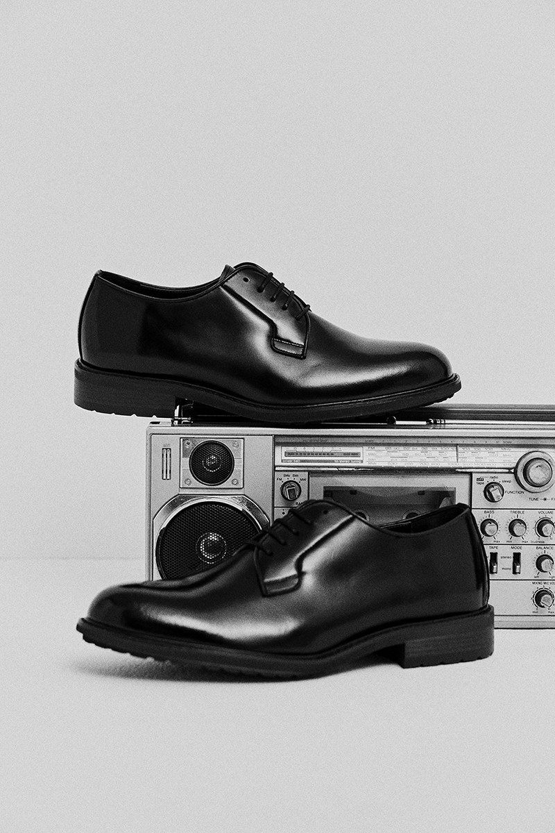 무크, 프리미엄 남성 슈즈 라인 ‘블랙엠무크’ 컨셉 비주얼 공개