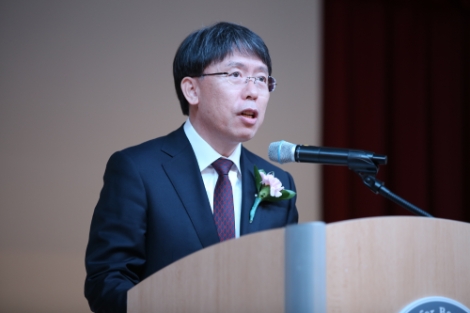 25일 대전 IBS 과학문화센터에서 열린 기초과학연구원 원장 이취임식에서 노도영 신임 IBS 원장이 취임사를 진행하고 있다. 사진=IBS