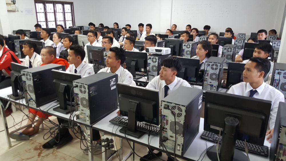 롯데렌탈, 라오코리안대학교와 국제 IT인재 양성 MOU 체결