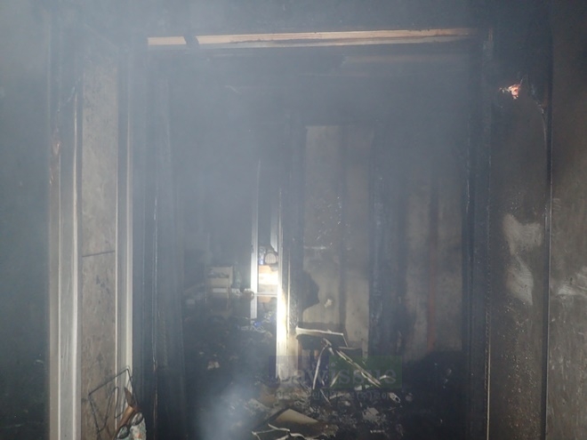 배터리 폭발 현장.(사진제공=부산금정소방서)