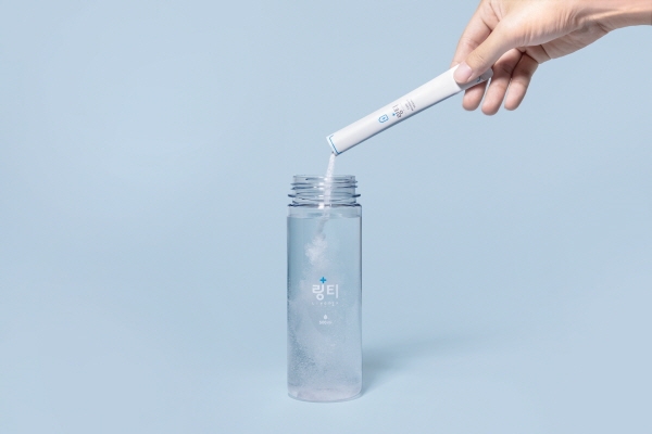 사진=링티 새로운 패키지와 전용사각보틀 이미지. 링티제공