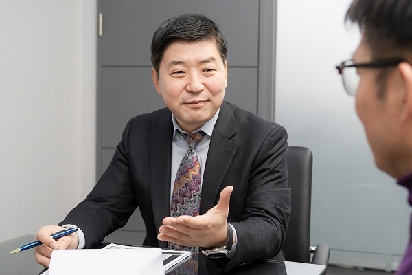 연말 송년회 등 모임에서의 강제추행죄 형사전문변호사의 조기 대응이 중요