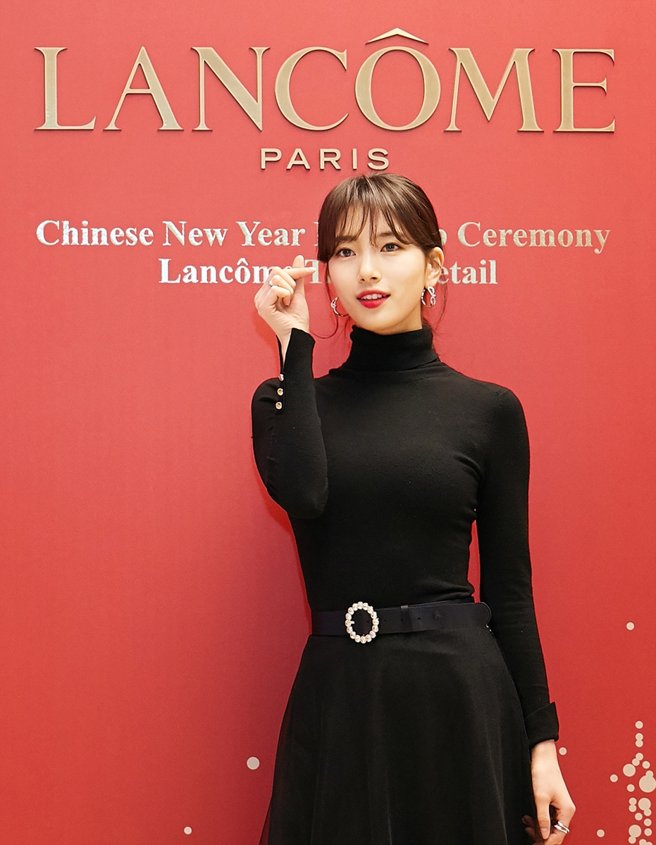 수지, 랑콤 ‘제니피끄’ 팝업 행사 참여