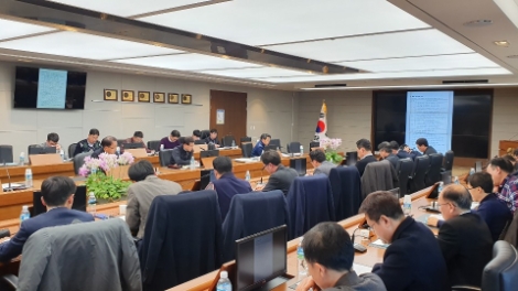 남부발전은 지난 20일 기술안전본부장 주재로 ‘발전운영 부서장 회의’를 열어 설비 안정운영을 위한 대책 마련에 나섰다. 사진=남부발전