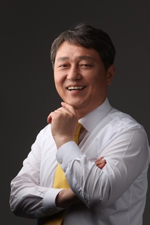 최재성 국회의원,(사진제공=더불어민주당 거제시 국회의원 문상모 예비후보 선거대책본부)