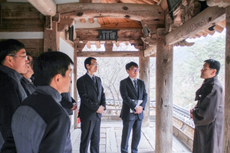 한국남부발전은 30일 손성학 상임감사위원이 안동발전본부와 ‘만휴정’을 방문하여 청렴실천 다짐대회를 개최했다고 밝혔다. 사진=남부발전