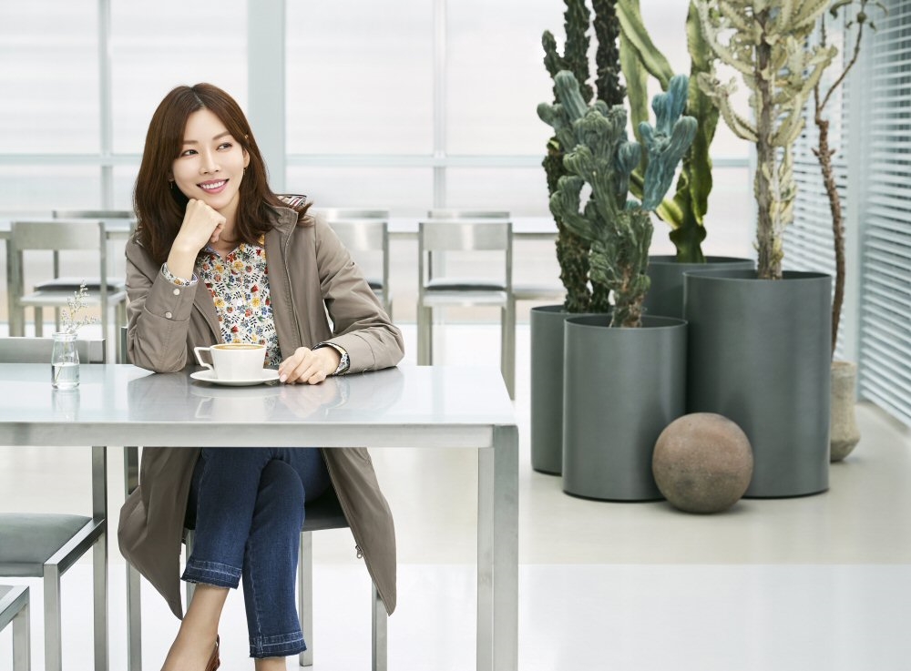 김소연 올포유 사파리자켓.(사진=올포유)