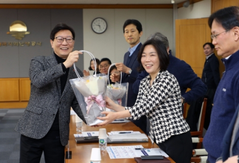 한국지역난방공사는 경제활력 제고를 위한 경제활성화 지원 종합대책을 수립해 크로나19 극복에 적극 동참할 계획이라고 밝혔다. 사진=한난