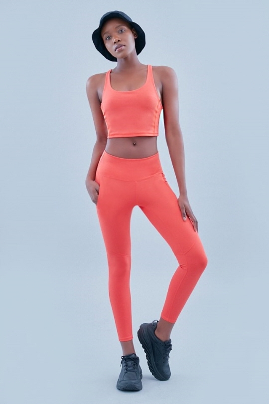 패션 트렌드 레깅스 ‘아이에뜨’ 힘내라 한국경제 fighting 이벤트, 미세먼지 마스크 특별 공급