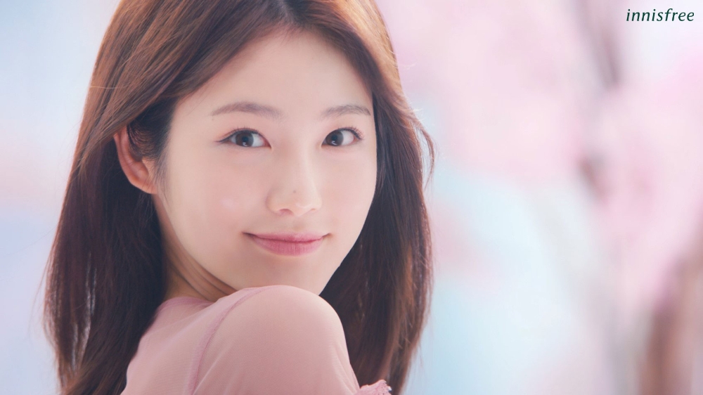 이니스프리, 배우 ‘신예은’과 화사한 봄 준비 영상 공개