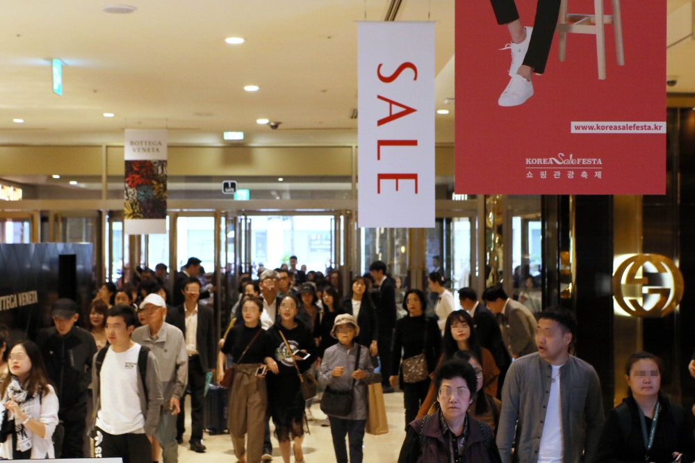 롯데홈쇼핑, 봄 신상품 최대 50% 할인 행사