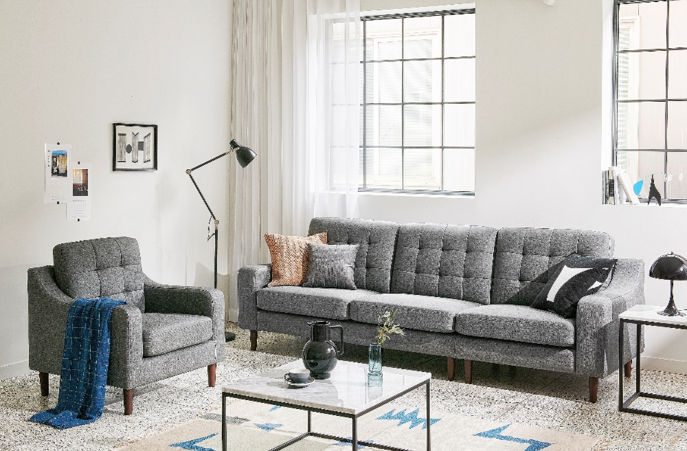 한샘x씨엘로, 프라페 가죽소파 그레이 색상.(사진=한샘)