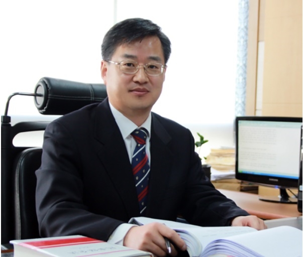 최근형 부동산변호사 "상가에 불어온 코로나19, 임대인 임차인 갈등 줄이기 위한 법적 방안은"