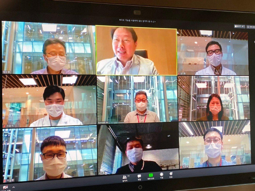 최태원 SK회장 “힘든 상황이지만 글로벌 위기를 더 큰 도약 계기로 삼자”