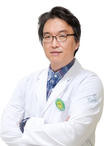 신경외과 전문의 김도형 과장.(사진제공=부산 영도병원)