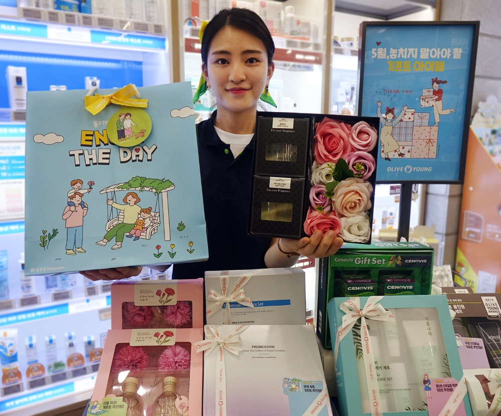 CJ올리브영, 가정의 달 맞아 ‘선물 대전’ 펼친다…맞춤형 추천 강화