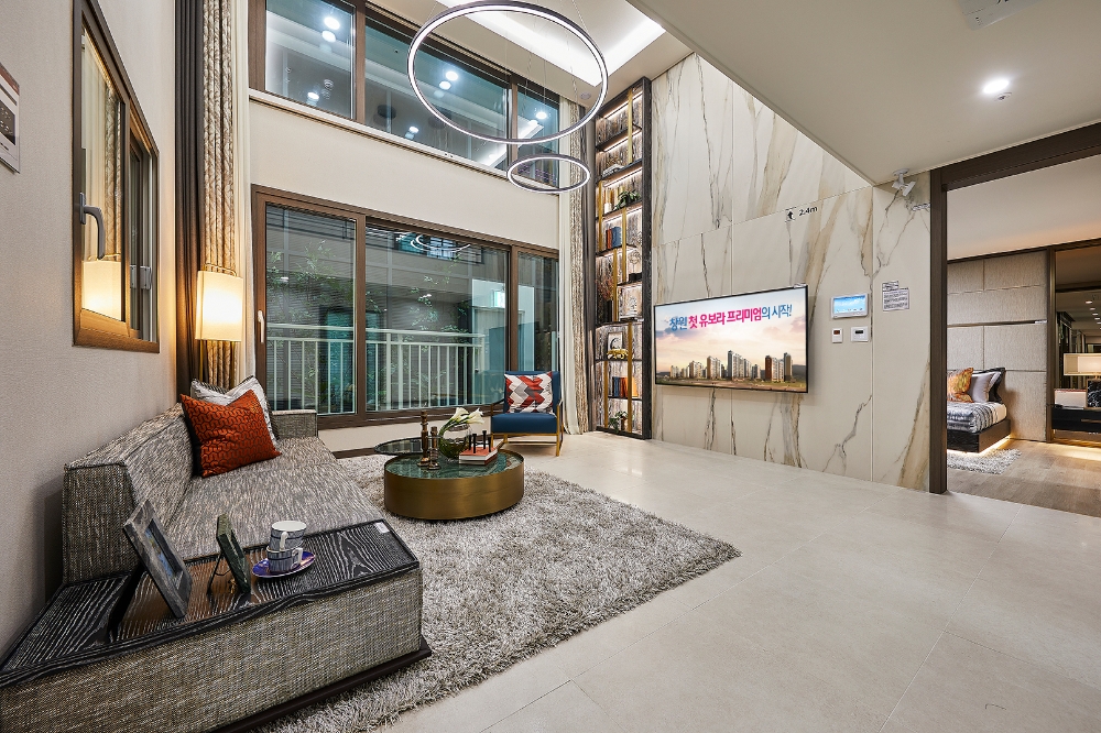 86타입 최상층 펜트하우스 거실이미지.(사진=반도건설)