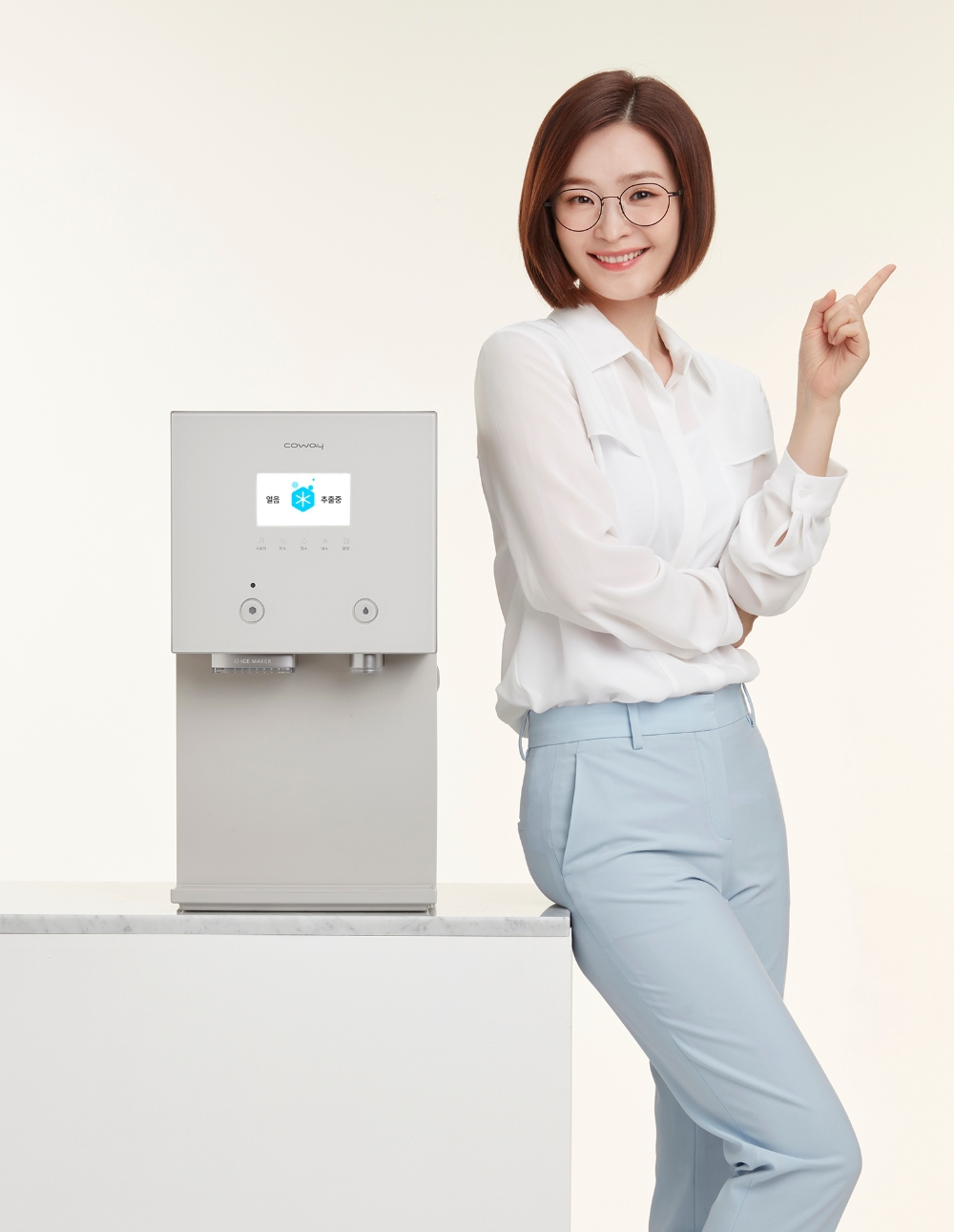 코웨이 'AIS 정수기' 현대홈쇼핑서 첫 론칭 방송 진행