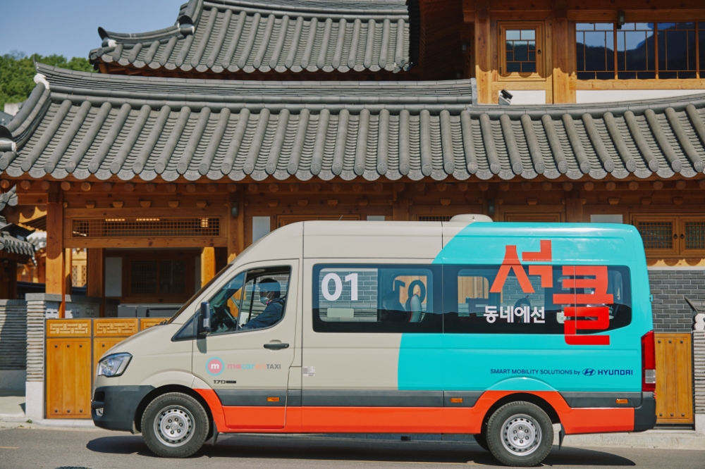 운행중인 커뮤니티형 모빌리티 셔클 차량.(사진=현대자동차)