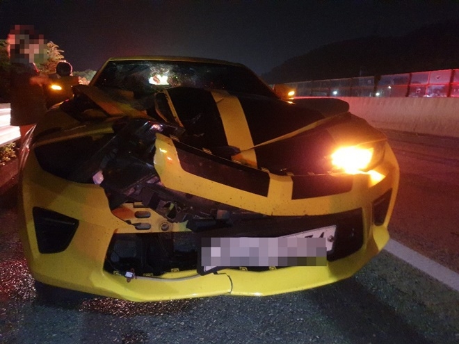 보행자를 충격한 사고차량.(사진제공=부산경찰청)