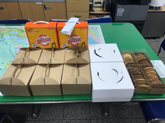 익명의 시민이 전달한 격려품.(사진제공=울산시)