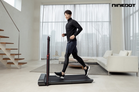 홈앤쇼핑, 홈트족 겨냥 '나인닷폴더블 런닝머신' 론칭 방송