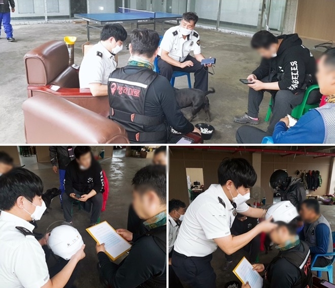 경찰이 배달전문업체를 찾아 교통안전 교육과 안전모를 배부하며 안전운전을 당부하고 있다. (사진제공=창원서부경찰서)
