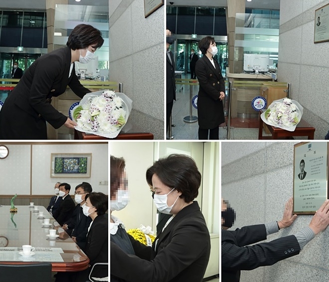 추미애 법무부장관이 8일 오전 고(故) 김홍영 검사가 근무하던 서울남부지검을 방문해 1층 로비 벽에 설치된 고인의 추모패 앞에 헌화를 하고 고인의 넋을 기리고 있다./고(故) 김홍영 검사의 부친이 고인의 추모패를 어루만지며 오열해 주위를 안타깝게 하고 있다./ 추미애 법무부장관이 고(故) 김홍영 검사가 근무하던 서울남부지검 315호실에서 슬픔에 잠긴 고인의 모친을 위로하며 눈시울을 붉히고 있다. (사진제공=법무부)